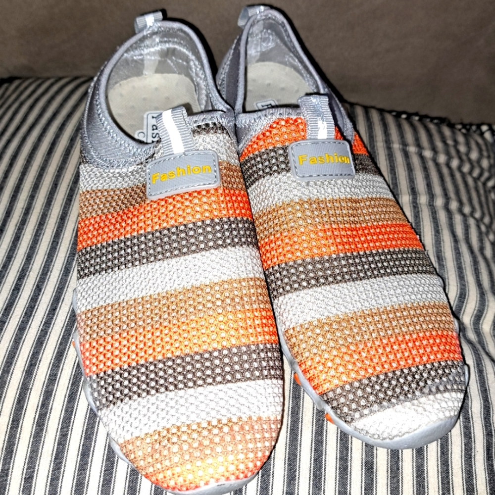 Women's Fashion Slip On Shoes